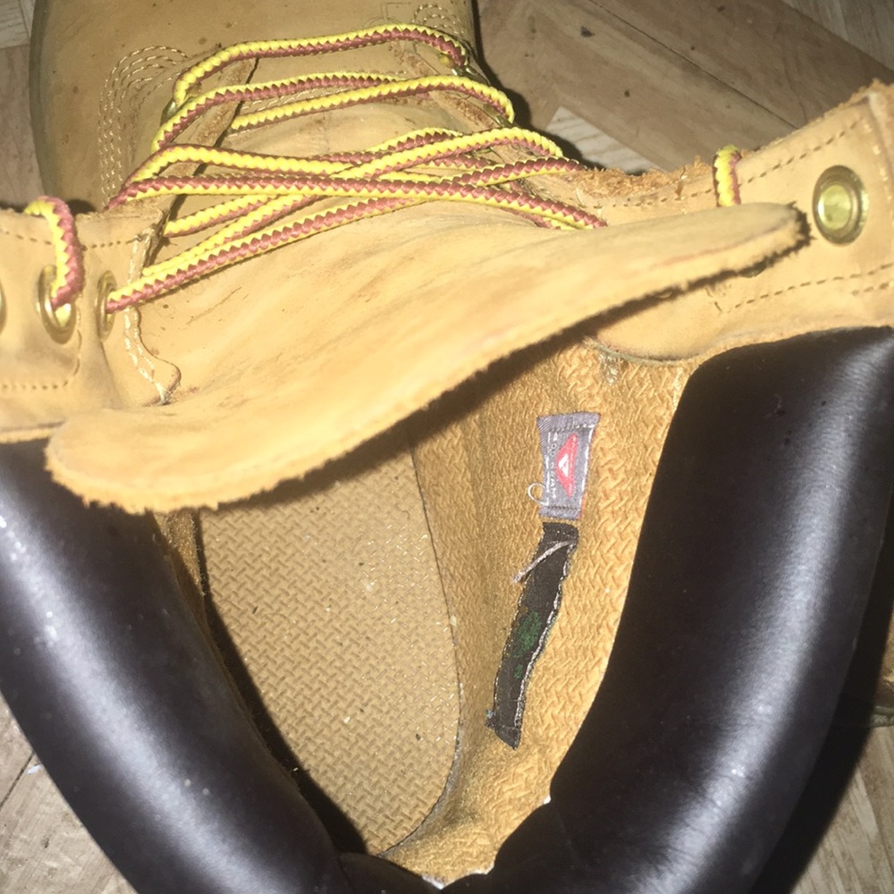 Timberlands - Picture 3 of 4